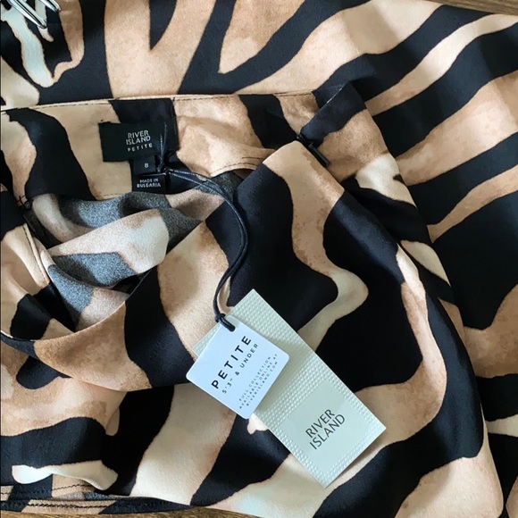 ASOS River Island petite tiger print skirt - Picture 6 of 6